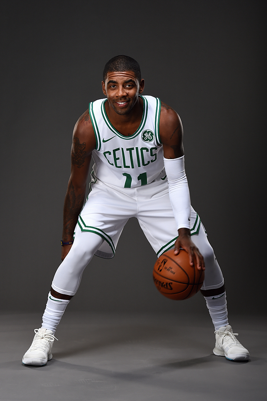 村的节庆夜 村的节庆夜